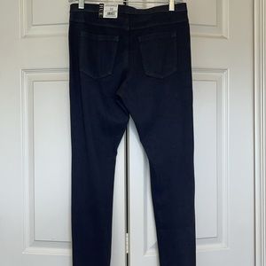 NWT- HUE WAXED JEAN  LEGGINGS- cobblestone. M